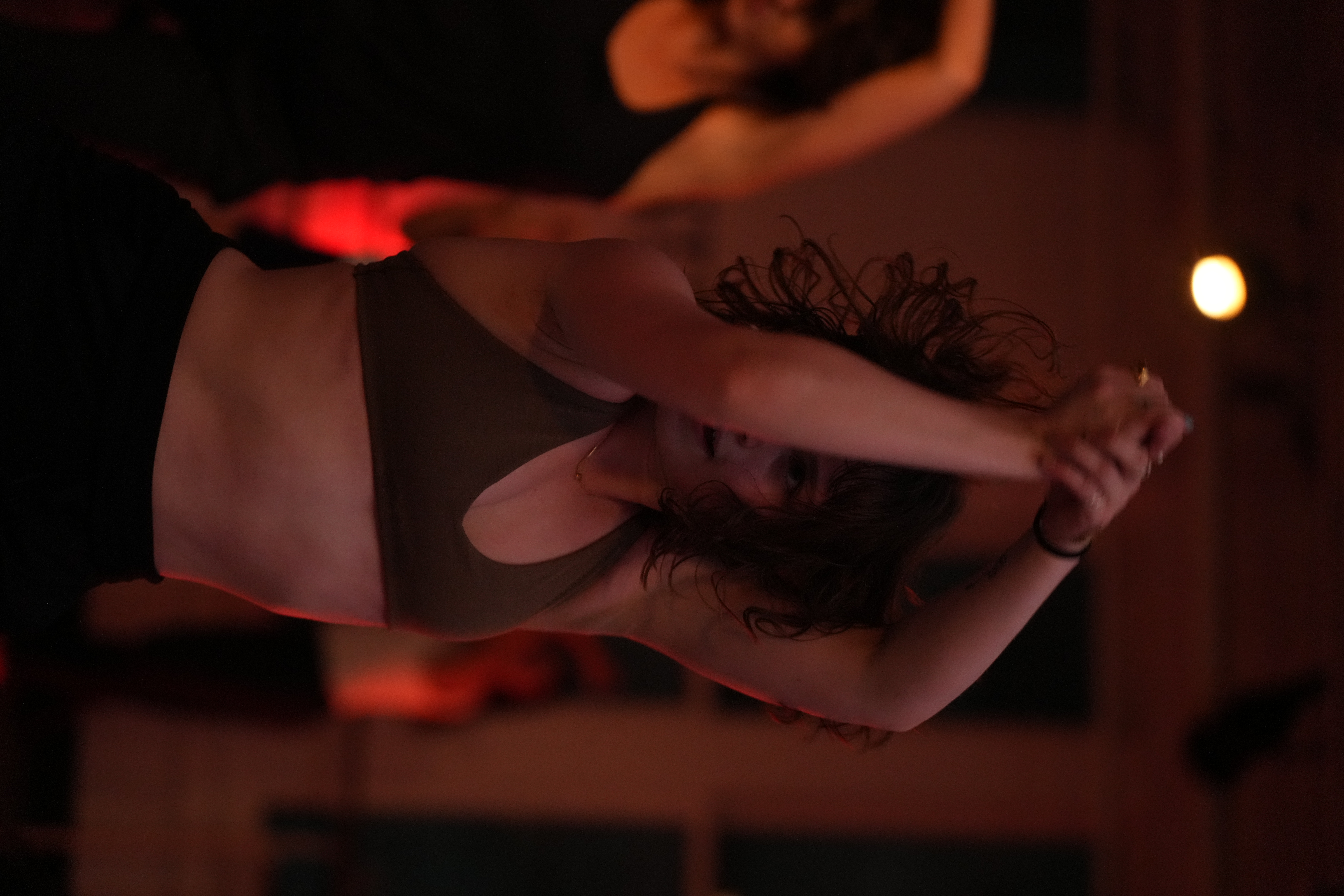 Dani Berman performing